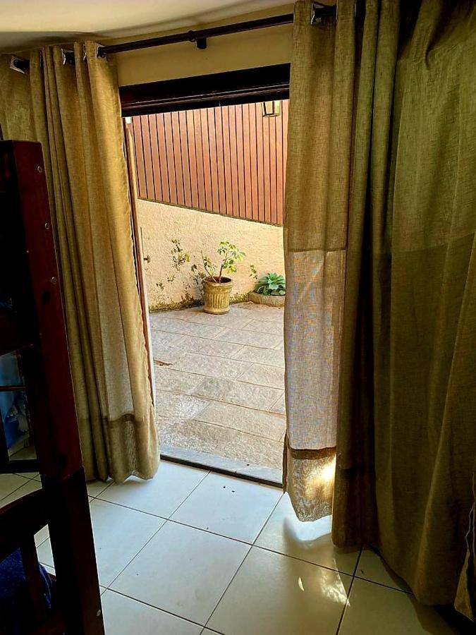 Aconchego De Itaipava - Casa De 3 Quartos, Equipada, Area Kids, Jacuzzi, Pet Friendly, Churrasqueira, Em Meio A Natureza E Proximo Ao Centro Do Bairro Petrópolis Esterno foto
