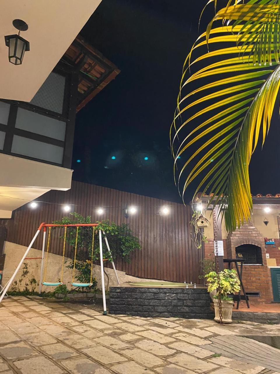 Aconchego De Itaipava - Casa De 3 Quartos, Equipada, Area Kids, Jacuzzi, Pet Friendly, Churrasqueira, Em Meio A Natureza E Proximo Ao Centro Do Bairro Petrópolis Esterno foto
