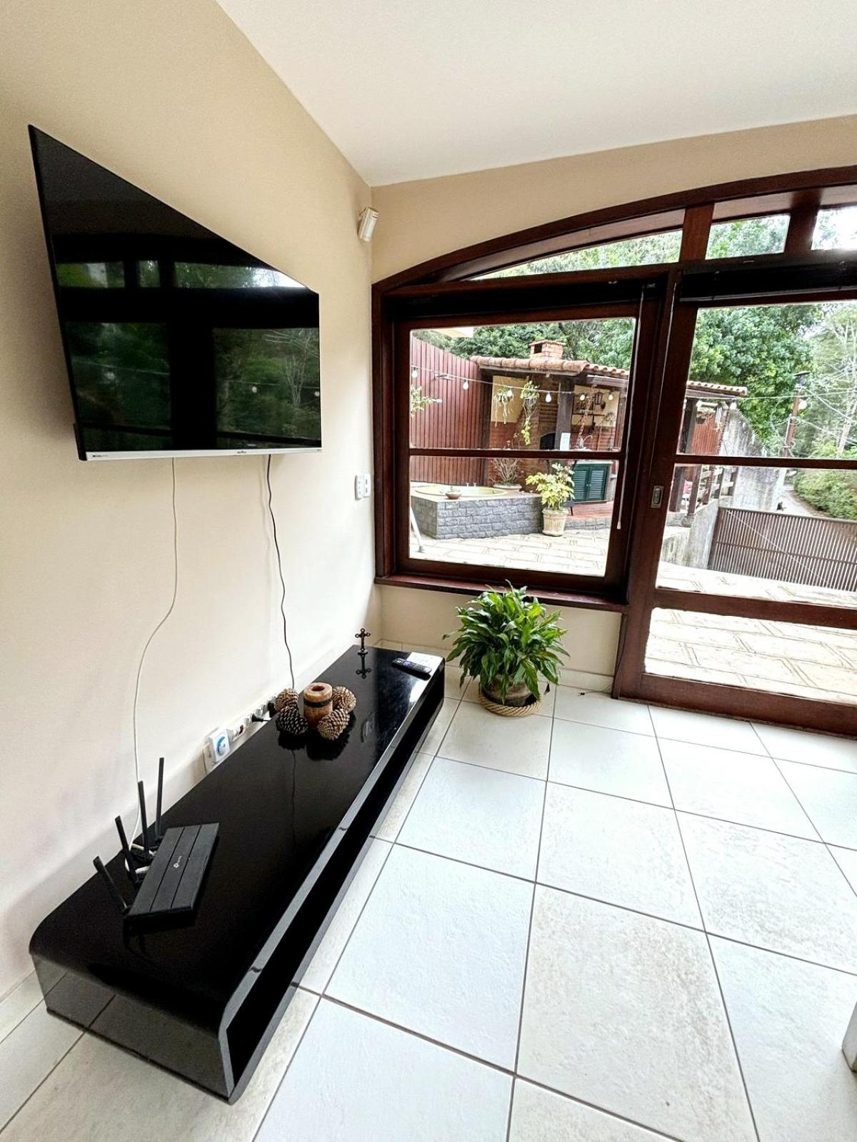 Aconchego De Itaipava - Casa De 3 Quartos, Equipada, Area Kids, Jacuzzi, Pet Friendly, Churrasqueira, Em Meio A Natureza E Proximo Ao Centro Do Bairro Petrópolis Esterno foto
